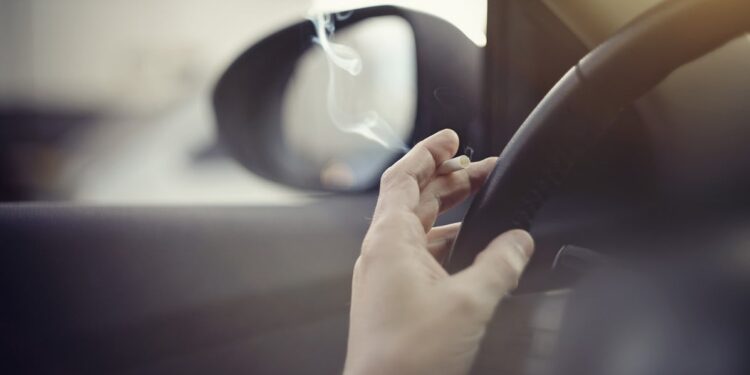 Europa përballet me rritje të konsumit të cigareve të paligjshme – Humbje miliardëshe dhe sfida për një të ardhme pa tym