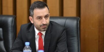 Dimal Basha zgjidhet kryetar i Kuvendit të Kosovës me 73 vota