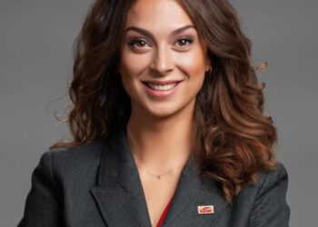 “Kushtetuta e Kosovës në rrezik? Kica Xhelili kritikon VV-në dhe qeverinë Kurti”