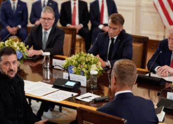 Trump propozon samit Putin–Zelenskyy për t’i dhënë fund luftës në Ukrainë