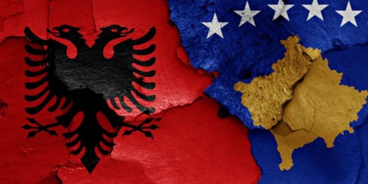 INSTAT: Gati 5 mijë qytetarë të Kosovës morën leje qëndrimi në Shqipëri vitin e kaluar