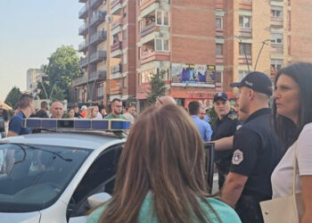 Protesta gjatë përgatitjeve për festivalin “Mitrovica International Jazz Days” në veri të qytetit