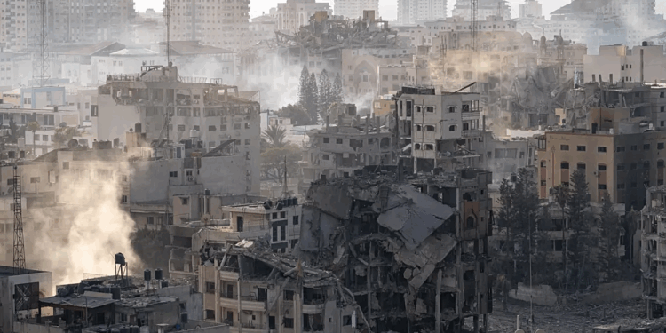 Gaza City shpallet “zonë luftarake e rrezikshme”