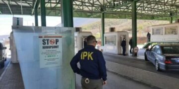 Kapën armë dhe fishekë në Pikë Kalimin Kufitar në Vermicë