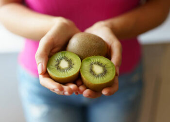 Kivi i gjelbër bëhet fruti i parë me pretendim shëndetësor të miratuar nga BE-ja