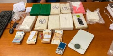 Operacioni antidrogë në Itali: Dy shqiptarë në pranga, kapen me 15 kg kokainë dhe 100 mijë euro