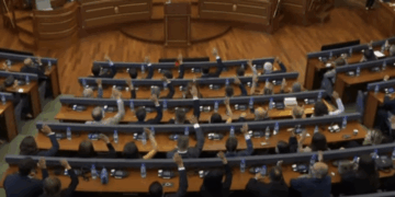 Albulena Haxhiu, Vlora Çitaku dhe Kujtim Shala zgjedhen nënkryetar të Kuvendit