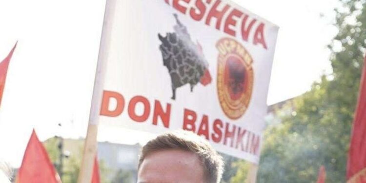 “Presheva don bashkim” shihet në protestën kundër Gjykatës Speciale