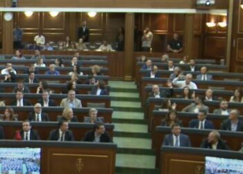 Vazhdon agonia-pritet edhe një krizë kushteuse