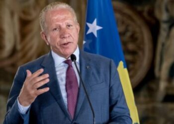 Pacolli kërkon të ndryshohet qëndrimi ndaj Ukrainës: Në kufi me Moldavinë i kanë kthyer disa shtetas tanë, i kanë quajtur terroristë