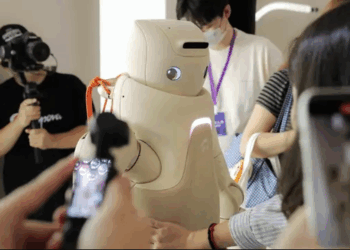 Roboti humanoid GR-3 debuton me vetëdije emocionale dhe lëvizje realiste: Një epokë e re e ndërveprimit njeri-robot