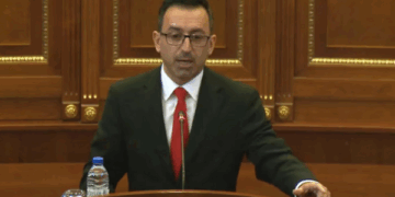 Basha provon të dalë nga petku partiak, thirrje partive për bashkëpunim – Serbisë kërkesë për njohje