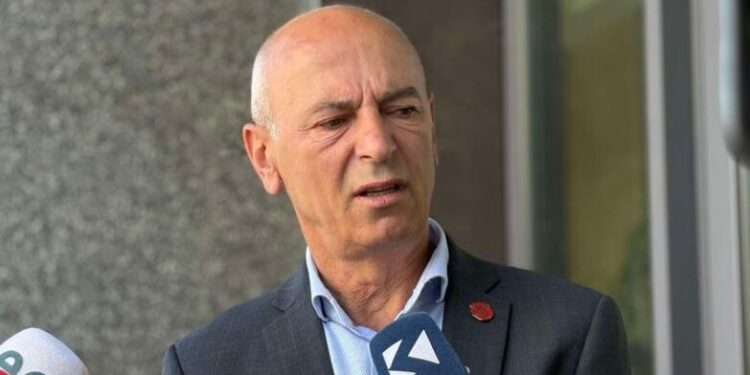 Nura për kandidimin e Dimal Bashës: “Më mirë një luan t’i prijë 200 magarëve sesa 200 magarë t’i prijnë një luani”