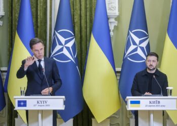 Zelenskyy dhe Rutte kërkojnë garanci të forta sigurie për Ukrainën: “Jo më Memorandume të dështuara”