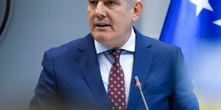 Sveçla përgëzon IPK-në për arrestimet: Krimi nuk ka vend në Polici