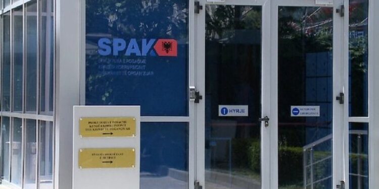 Zbardhen emrat e anëtarëve të grupit kriminal ndërkombëtar që trafikonte kokainë nga Amerika Latine – 16 masa sigurie të kërkuara nga SPAK