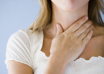 Studimi: Inteligjenca artificiale mund të zbulojë kancerin e fytit përmes zërit