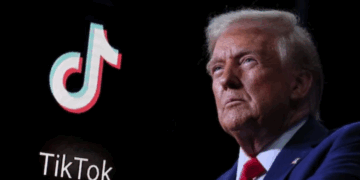 “Unë jam zëri juaj”: Trump luan me ndalimin e TikTok ndërsa Shtëpia e Bardhë hap llogari në aplikacion