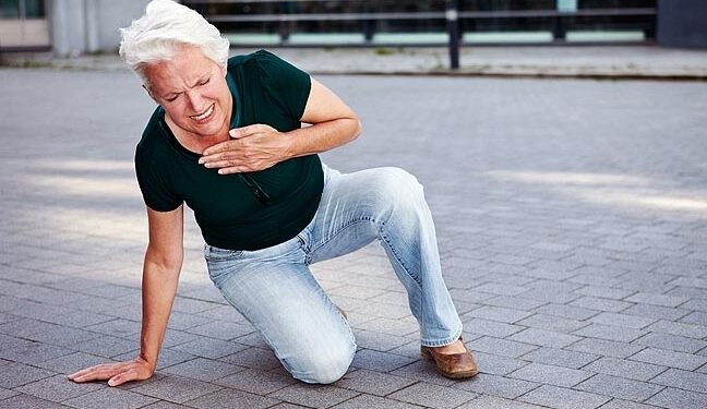 Depresioni dhe shëndeti i zemrës: Pse gratë janë më të rrezikuara se burrat?