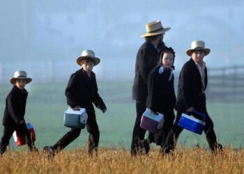Kush janë ‘Amishët’ që Trump i cilësoi të ‘paprekshëm’ nga autizmi: Historia e popullit më të pazakontë në SHBA