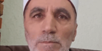 Arsyetohet hoxha shqiptar pas pjesëmarrjes në paradën e ushtrisë serbe: “Nuk i iki përgjegjësisë”