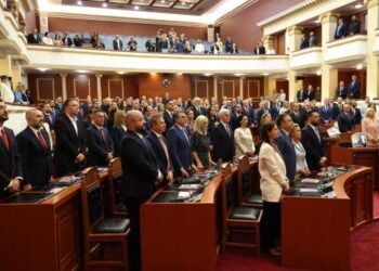 Seanca maratonë në Kuvend: Rama prezanton programin qeverisës, priten mbi 25 orë debat