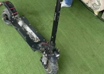 Vodhën një trotinet në Vushtrri, arrestohen tre persona në Mitrovicë të Veriut