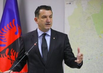 Tim bir nuk e shoqëroj dot në klasën e parë”, Veliaj mesazh fëmijëve për vitin e ri shkollor: Një urim, një ndjesë dhe tre këshilla