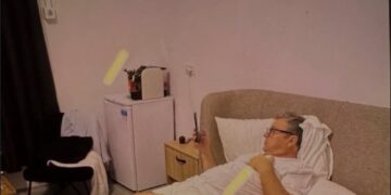 Trajtimi i Vangjush Dakos në burg, Berisha fshin postimin. Zbulohet arsyeja!
