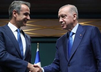 Pezullohet takimi Erdogan-Mitsotakis, reagon Ankaraja