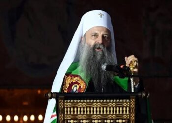 Udhëheqja e Kishës Serbe në shërbim të regjimit të Vuçiçit