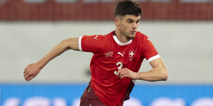 Albian Hajdari lë Zvicrën për Kosovën