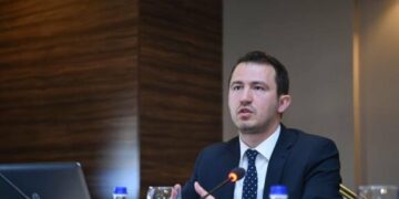 Krasniqi: E trishtueshme të dëgjosh nga njerëzit që e kanë përjetuar Bllacën të thonë se Kosovës nuk i duhet ndihma e Amerikës
