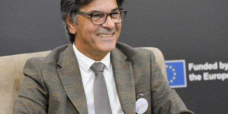 Kryeziu: Krizë e thellë, partitë politike po i shkelin interesat e Republikës