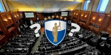 Gjykata Kushtetuese: Kuvendi nuk është konstituuar pa nënkryetarin serb, jepet afat 12-ditësh për përfundimin e seancës