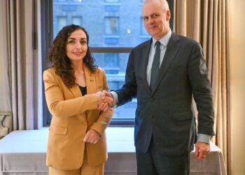 Presidentja Osmani takohet me Ndihmës Sekretarin e Përgjithshëm të NATO-s