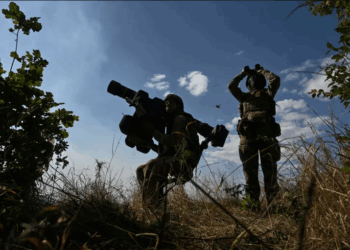 Rusia sulmon Ukrainën, dëmtohet rrjeti i tramvajit në Kiev; SHBA miraton shitjen e raketave Javelin për Poloninë