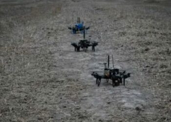 Dronët me inteligjencë artificiale hyjnë në betejë – Ukraina e para në botë që i dërgon në luftë