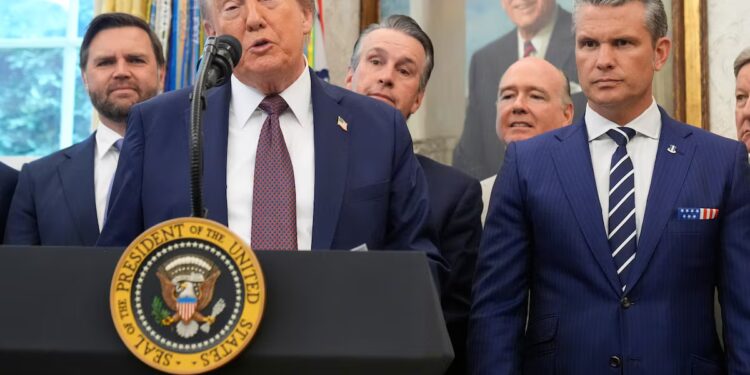 Trump njofton ndryshimin historik: Pentagonit do t’i rikthehet emri Departamenti i Luftës