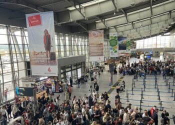 Aeroporti ‘Adem Jashari’ thyen rekord: Mbi gjysmë milioni pasagjerë për një muaj