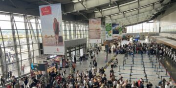 Aeroporti ‘Adem Jashari’ thyen rekord: Mbi gjysmë milioni pasagjerë për një muaj