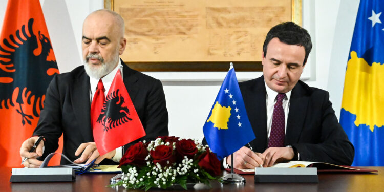 Raporte ‘jo të mira’ edhe me Shqipërinë: Kurti nuk e uron ende Ramën për mandatin e katërt