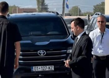 Aksidentohet eskorta e Kryetarit të Kuvendit