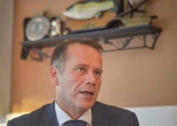 Arifi për Kurtin: Veteran i rrejshëm, i arrestuar në banesë duke këqyrë Deutsche Welle-n