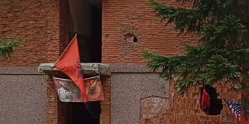 Shtetas serb dhe franceze ndalohen në Koshare – shqetësime për vizitat e organizuara nga Serbia