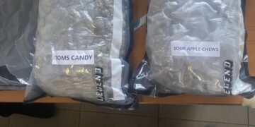 Dogana e Kosovës kap 1 kilogram marihuanë në një dërgesë postare