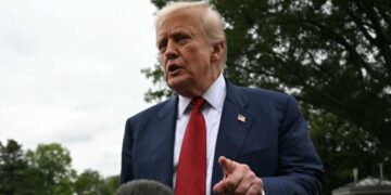 Trump padit New York Times`in për shpifje, kërkon 15 miliardë dollarë