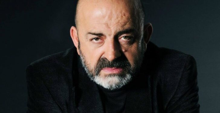 Ka ndërruar jetë Enver Petrovci, një nga ikonat më të mëdha të teatrit dhe filmit shqiptar.