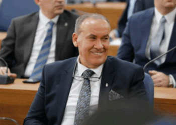 Zyrtari i sulmuar në Komunën e Prishtinës është Fehmi Kupina, kreu i listës ‘Lidhja për Prishtinën’