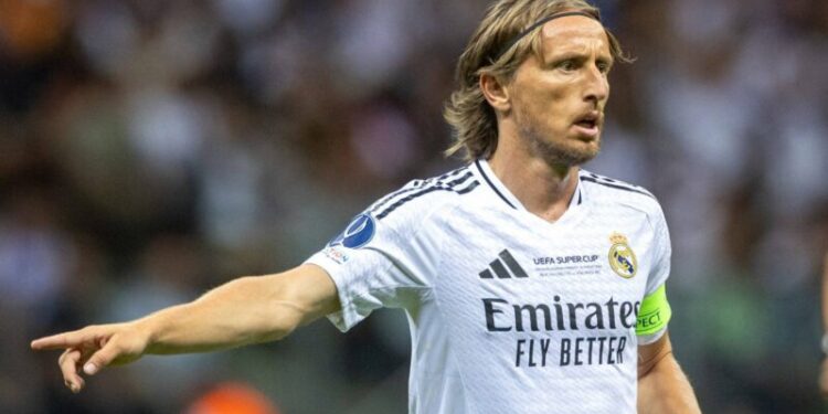 Modric çmend Italinë, fanella e tij, më e shitura në Milan